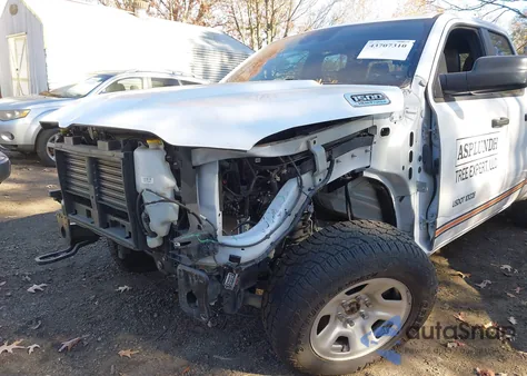 2023 Ram 1500 Tradesman 4X4 6'4 Box из США, поврежденный, VIN 1C6SRFCT6PN547320